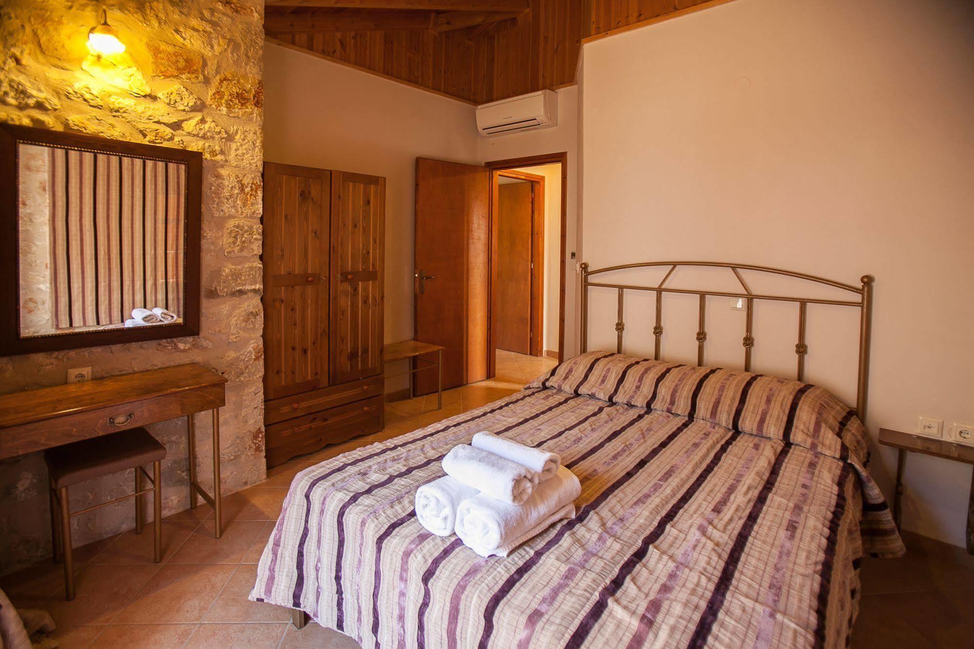 Anigraia 3* Parálion Ástros
