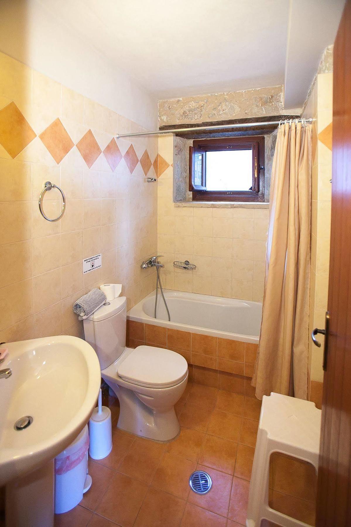 Hotel de apartamente Anigraia Parálion Ástros